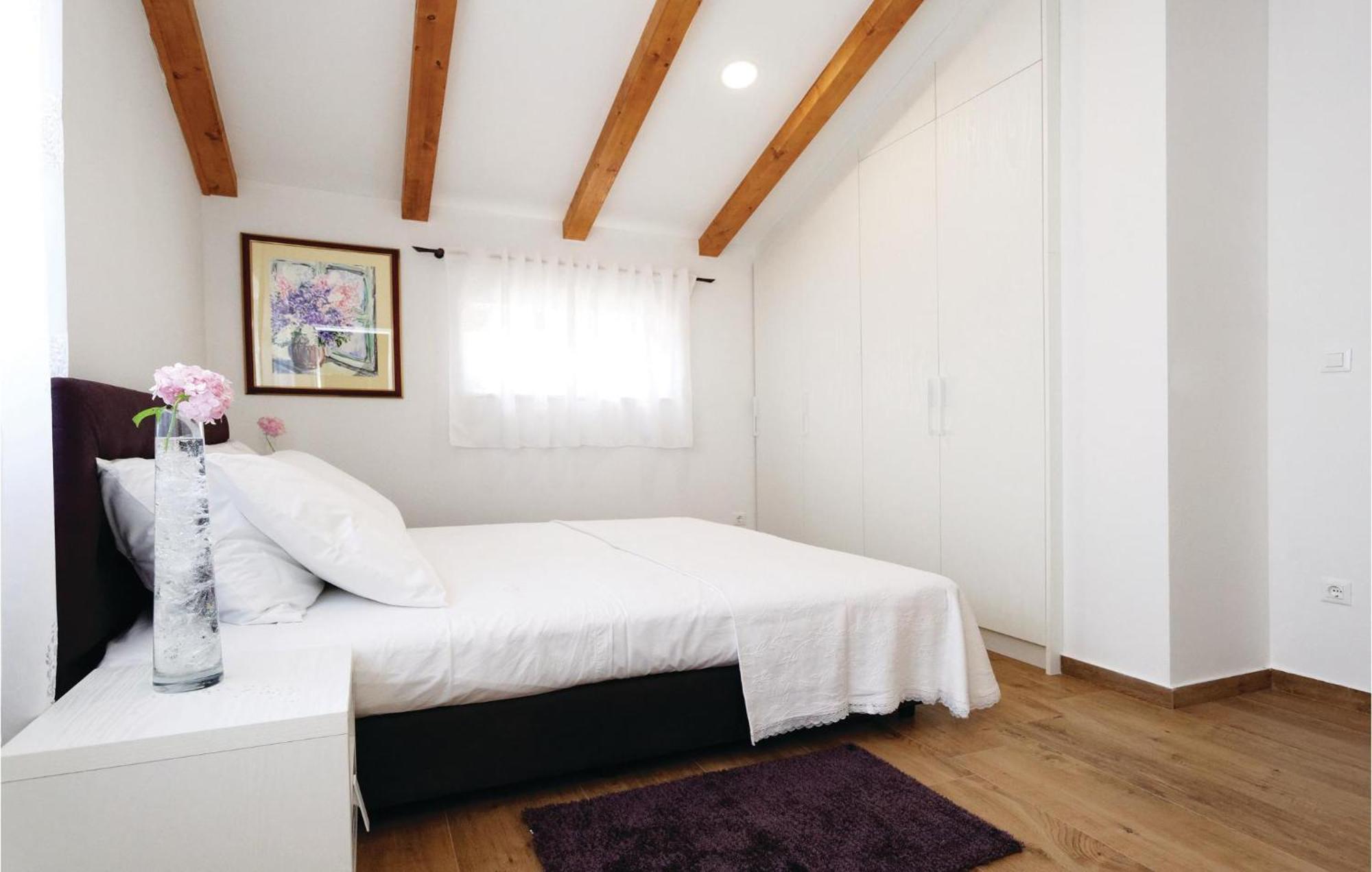 Lovely Home In Sibenik With Wifi Экстерьер фото