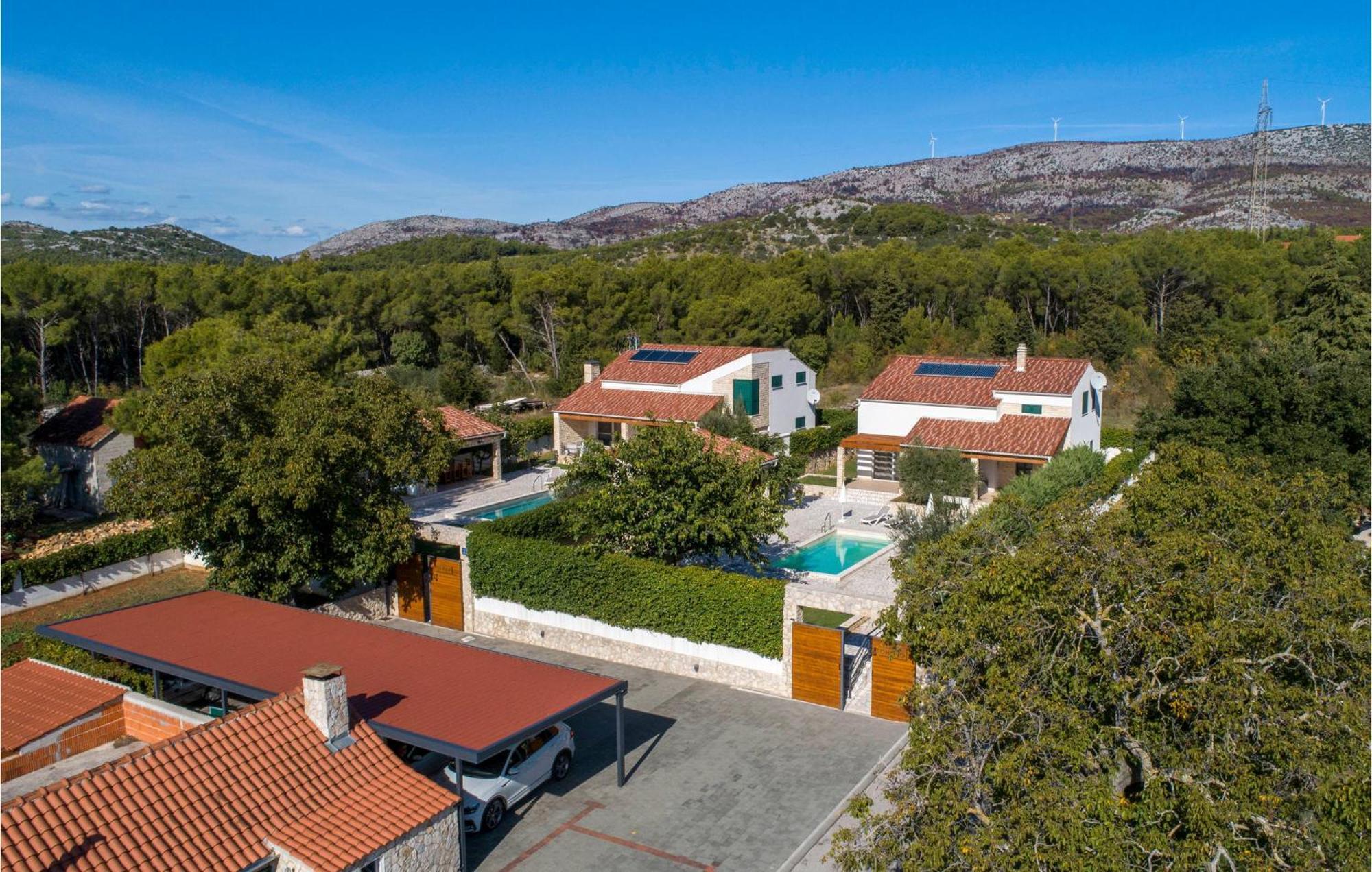 Lovely Home In Sibenik With Wifi Экстерьер фото